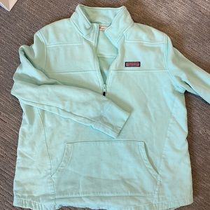 Vineyards vine pullover